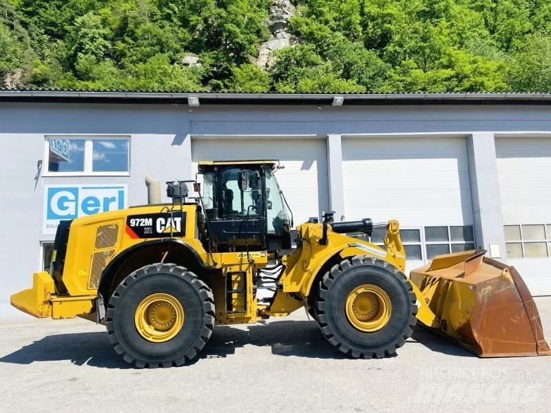 CAT 972M XE Pale gommate