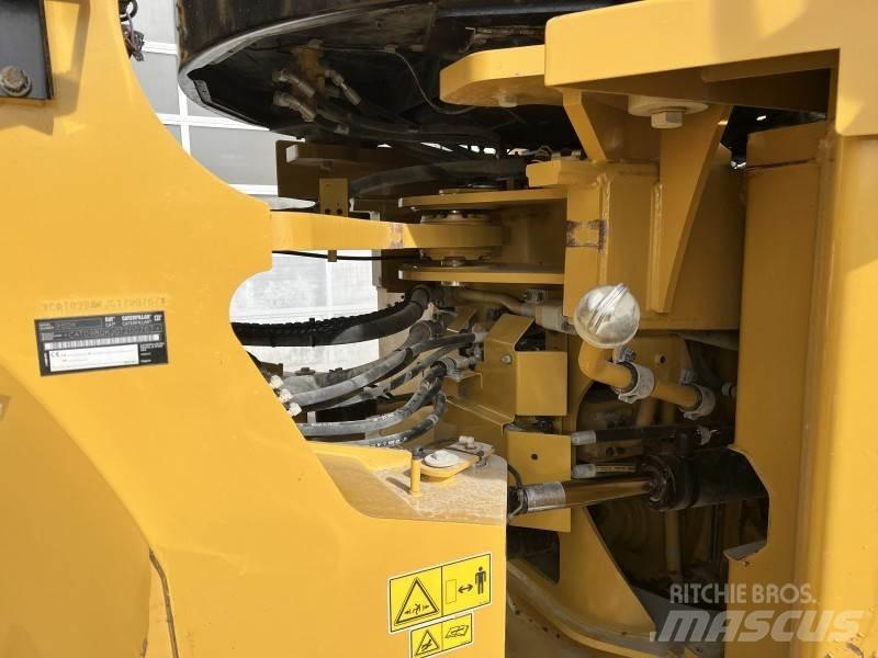 CAT 980 K Pale gommate