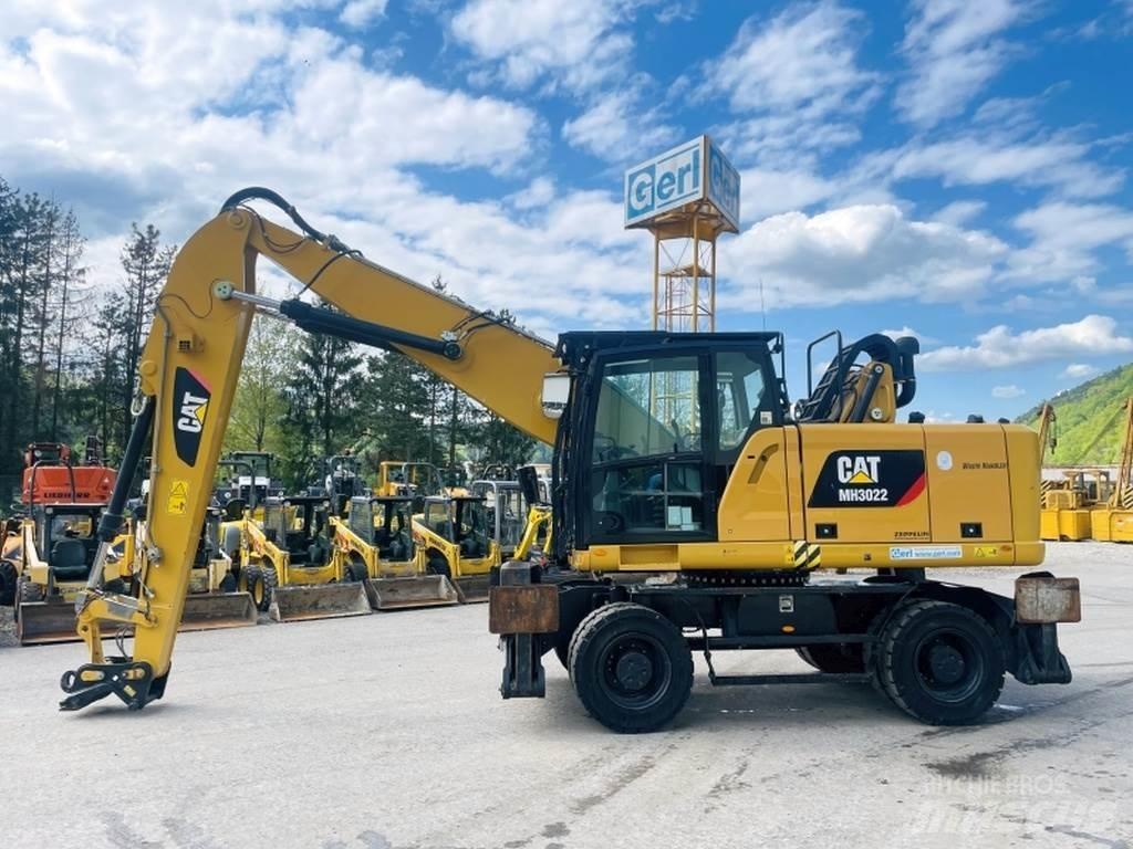 CAT MH3022 Movimentazione rifiuti