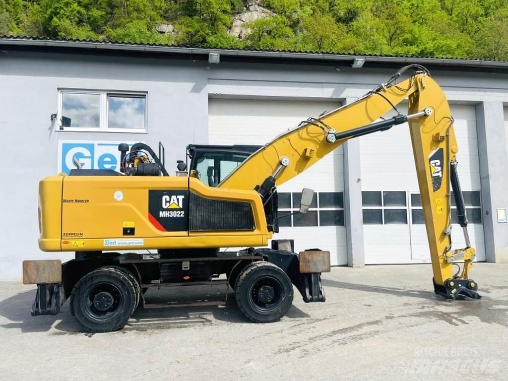 CAT MH3022 Movimentazione rifiuti