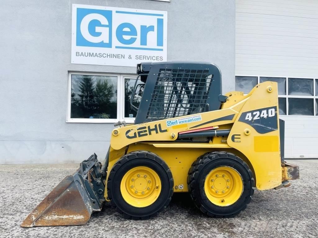 Gehl SL4240 Mini Pale Gommate