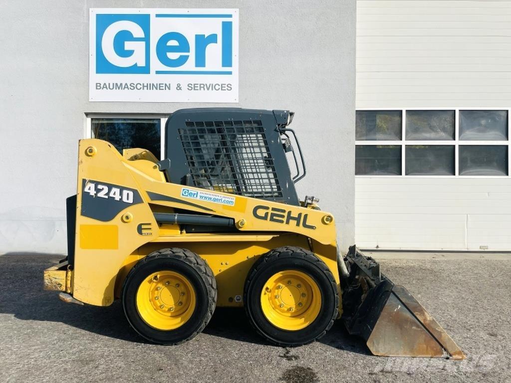 Gehl SL4240 Mini Pale Gommate