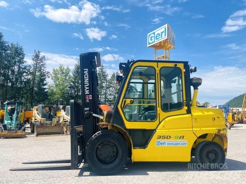 Hyundai 35D-9A Carrelli elevatori diesel