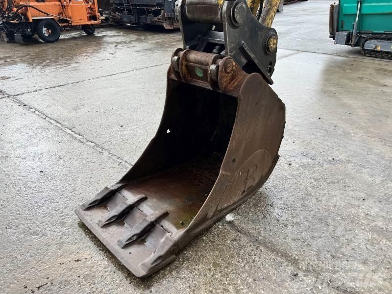 Komatsu PC 210-6K Escavatori cingolati