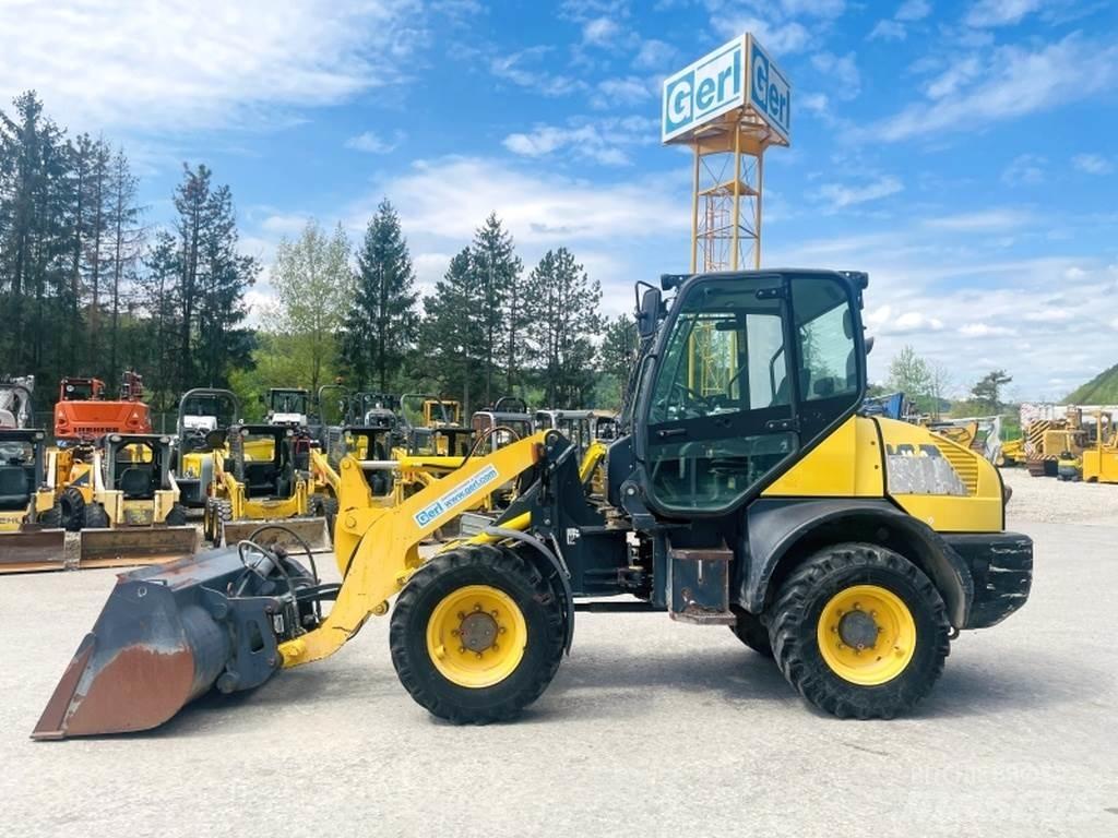 Komatsu WA80-6 Pale gommate