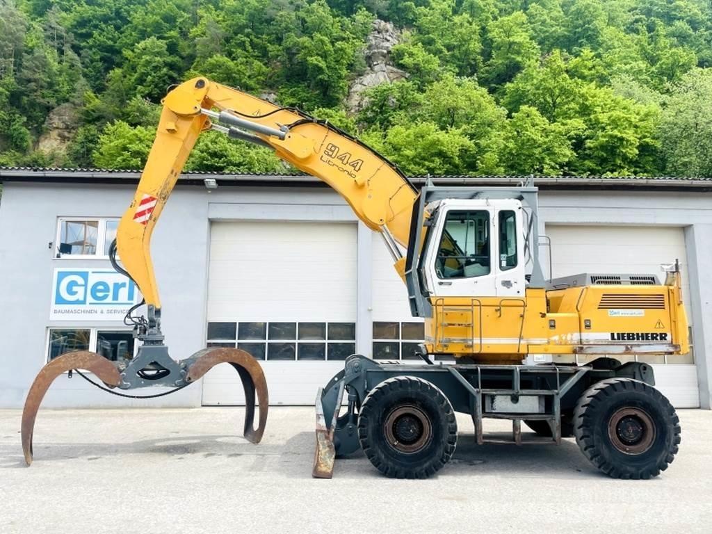 Liebherr A944B HD Movimentazione rifiuti