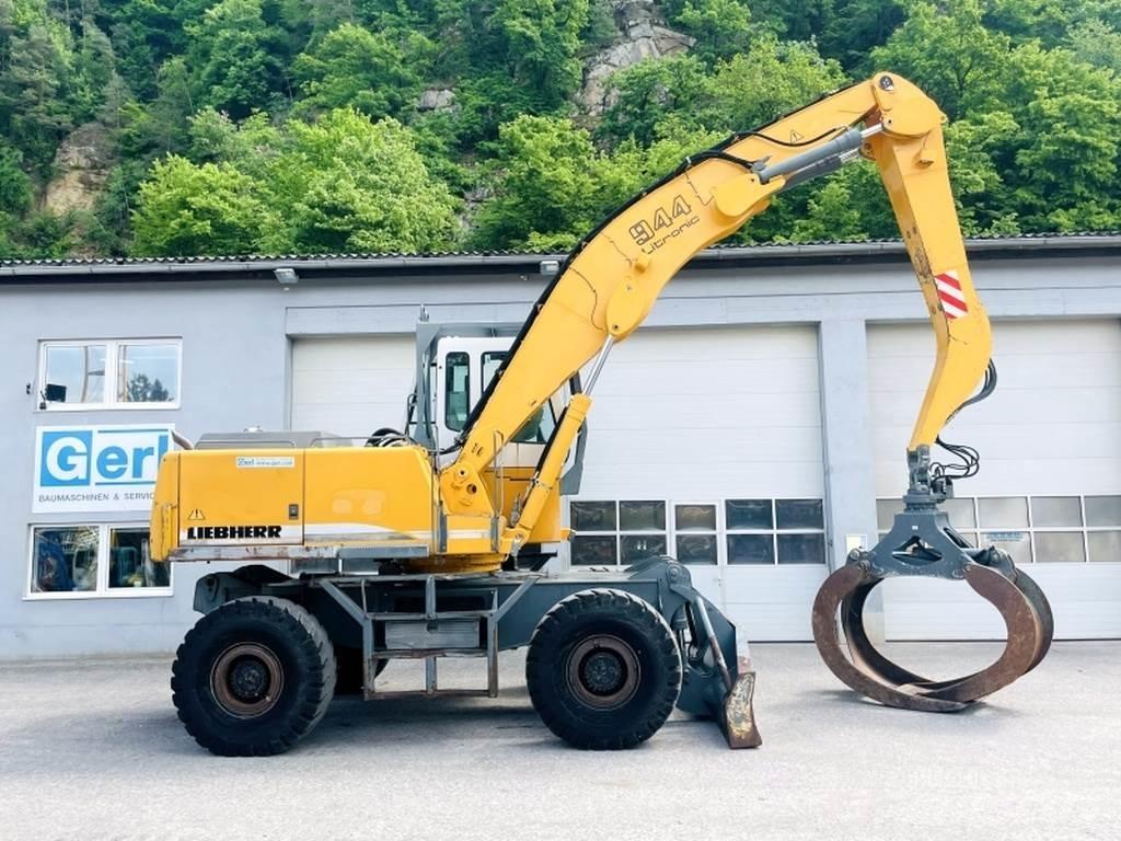Liebherr A944B HD Movimentazione rifiuti
