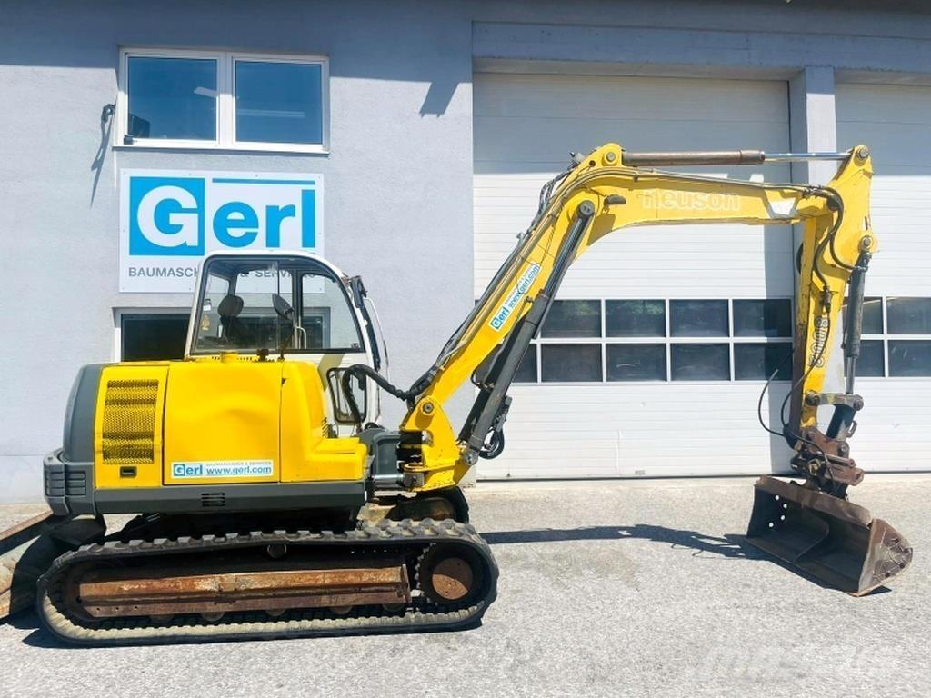 Neuson 8002 RDV Miniescavatori