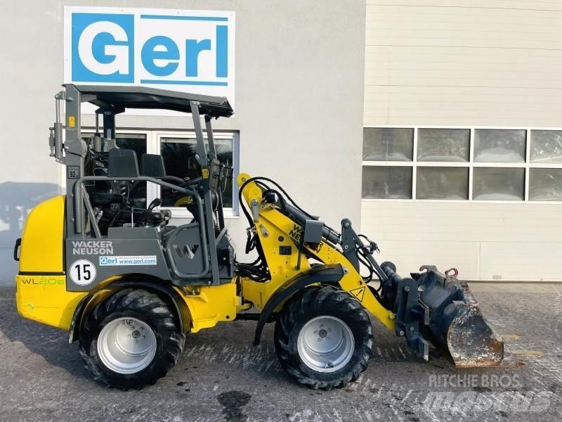 Neuson WL20E Pale gommate