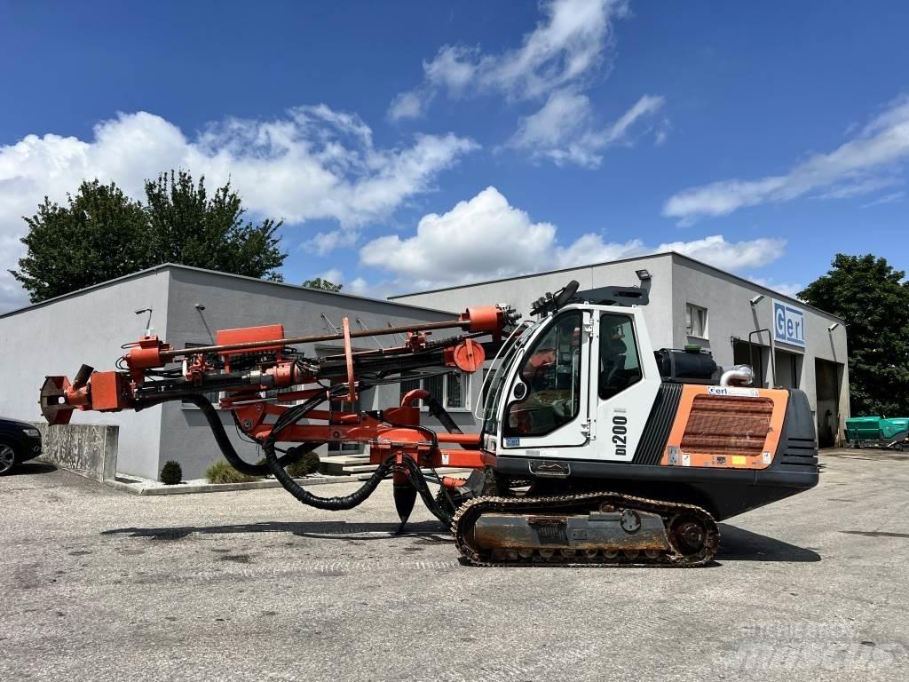 Sandvik DI 200 Perforatrici