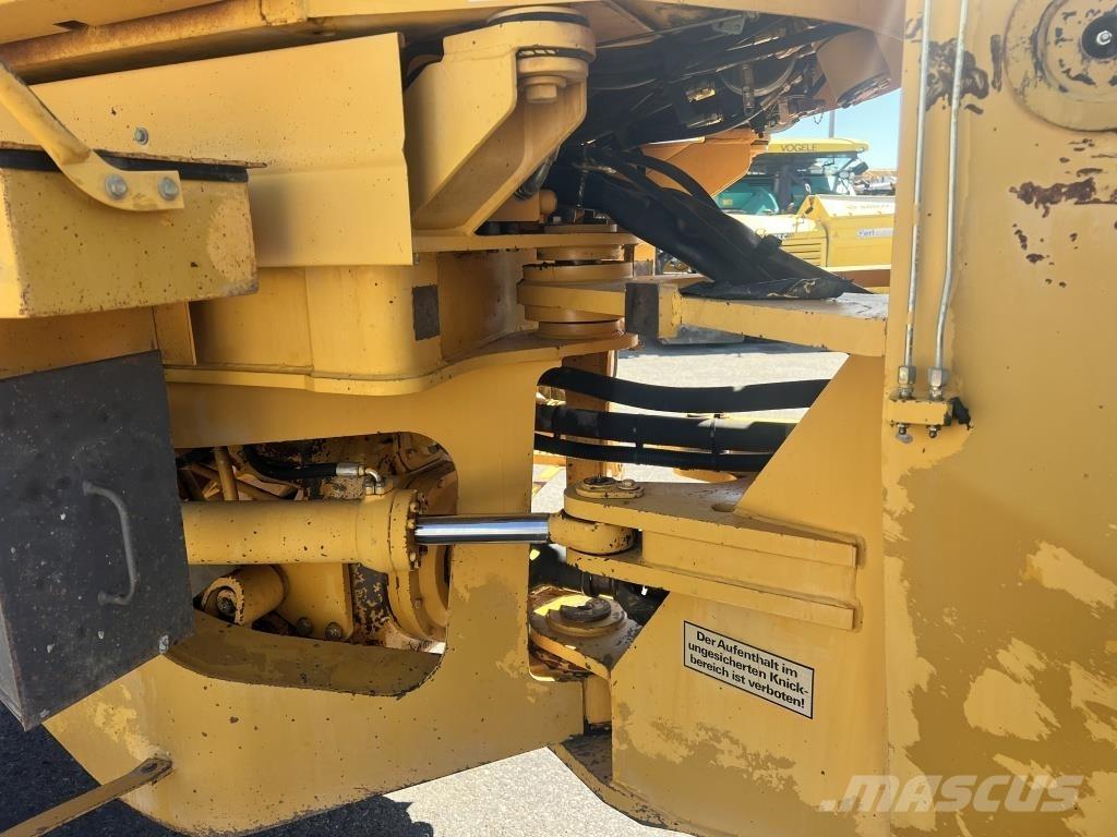 Volvo L 150 Pale gommate