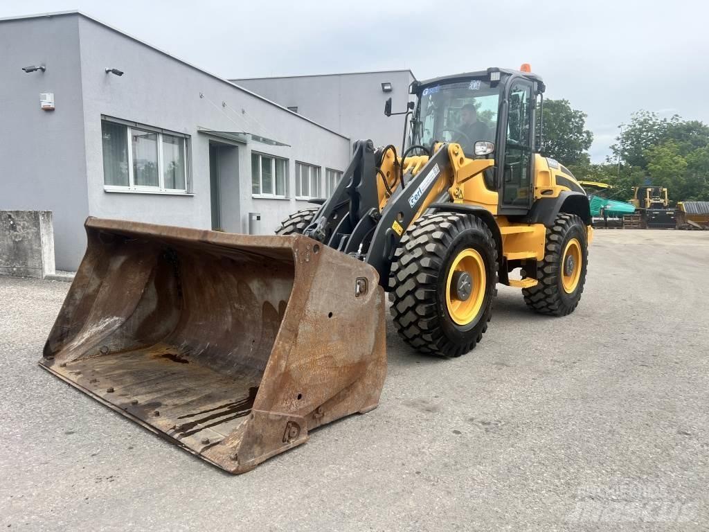 Volvo L 50 G-TP Pale gommate
