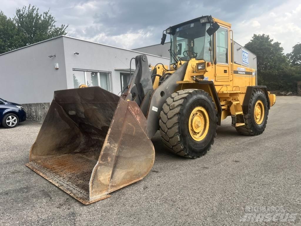 Volvo L 90 C Pale gommate
