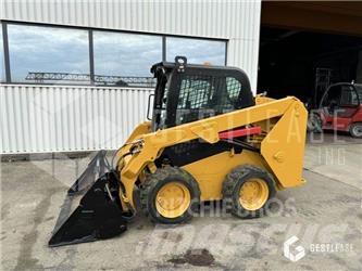 CAT 236D Mini pale