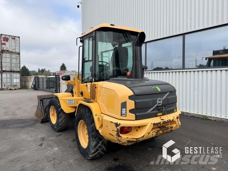Volvo L30G Pale gommate