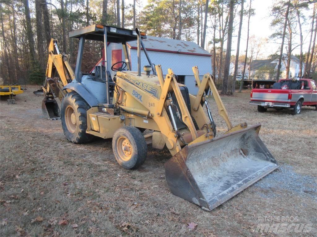 CASE 580L Pale gommate