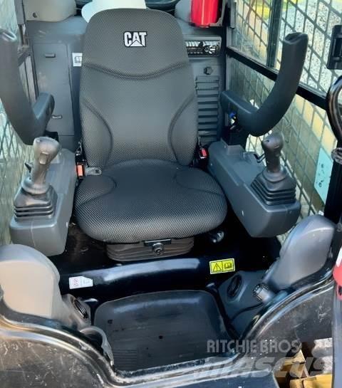 CAT 299D3-XE Mini Pale Gommate