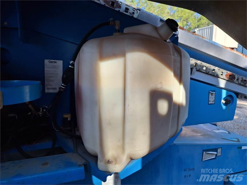 Genie S-60 Costruzioni - Altro