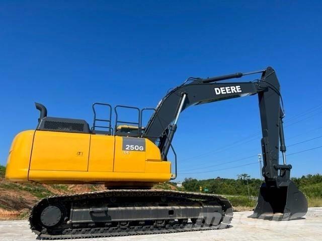 John Deere 250G Escavatori cingolati
