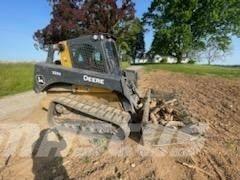 John Deere 333G Mini Pale Gommate