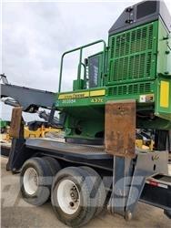 John Deere 437E Pale cingolate