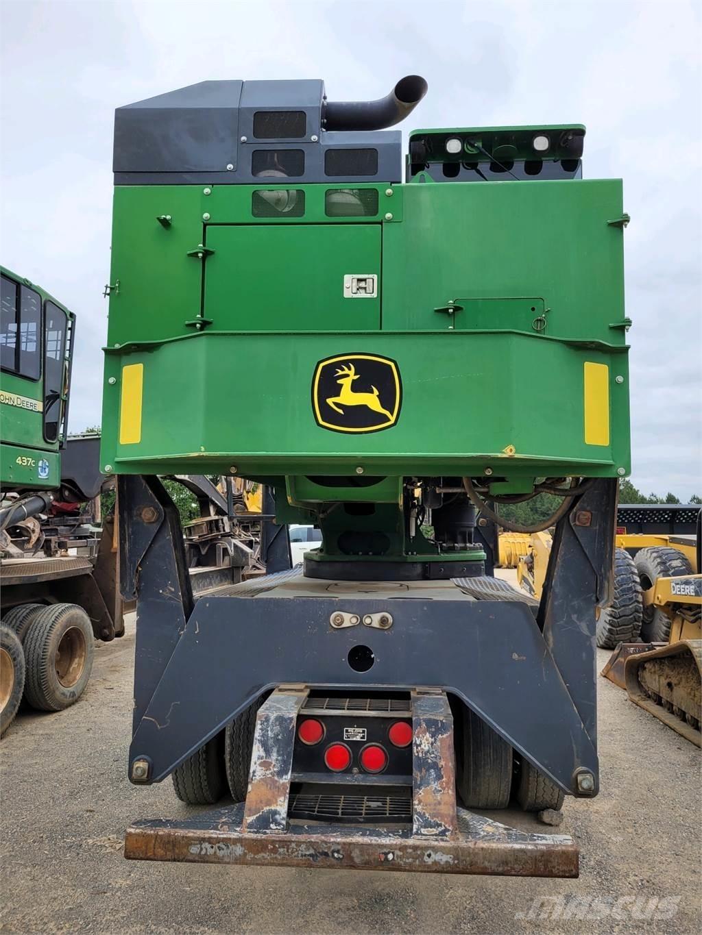 John Deere 437E Pale cingolate