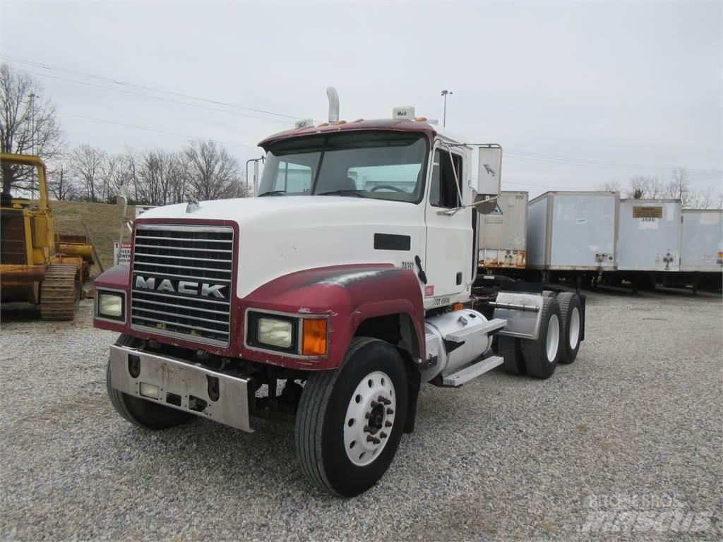 Mack CHN613 Motrici e Trattori Stradali