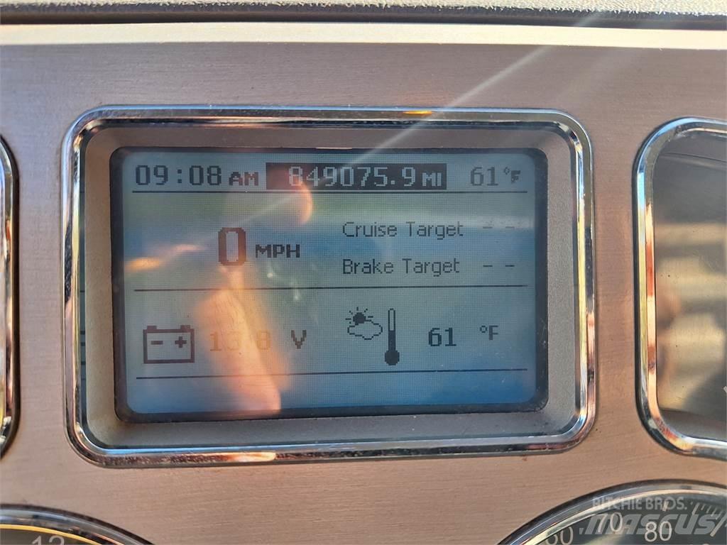 Mack CHU613 Motrici e Trattori Stradali