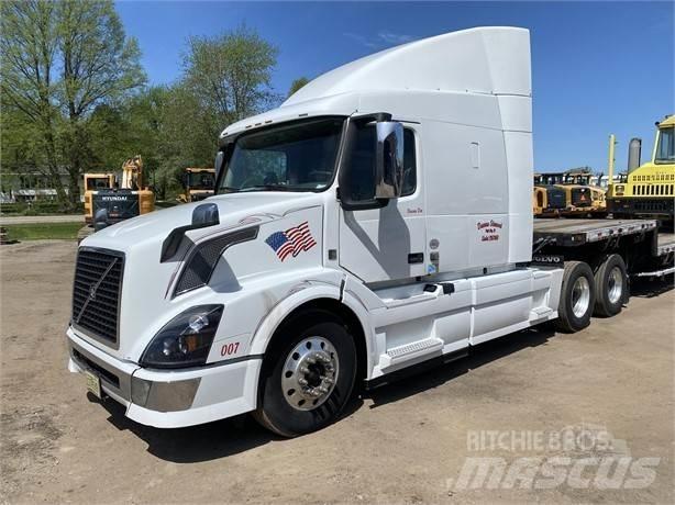 Volvo VNL64T670 Motrici e Trattori Stradali