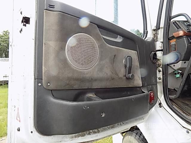 Volvo VNM Autocabinati