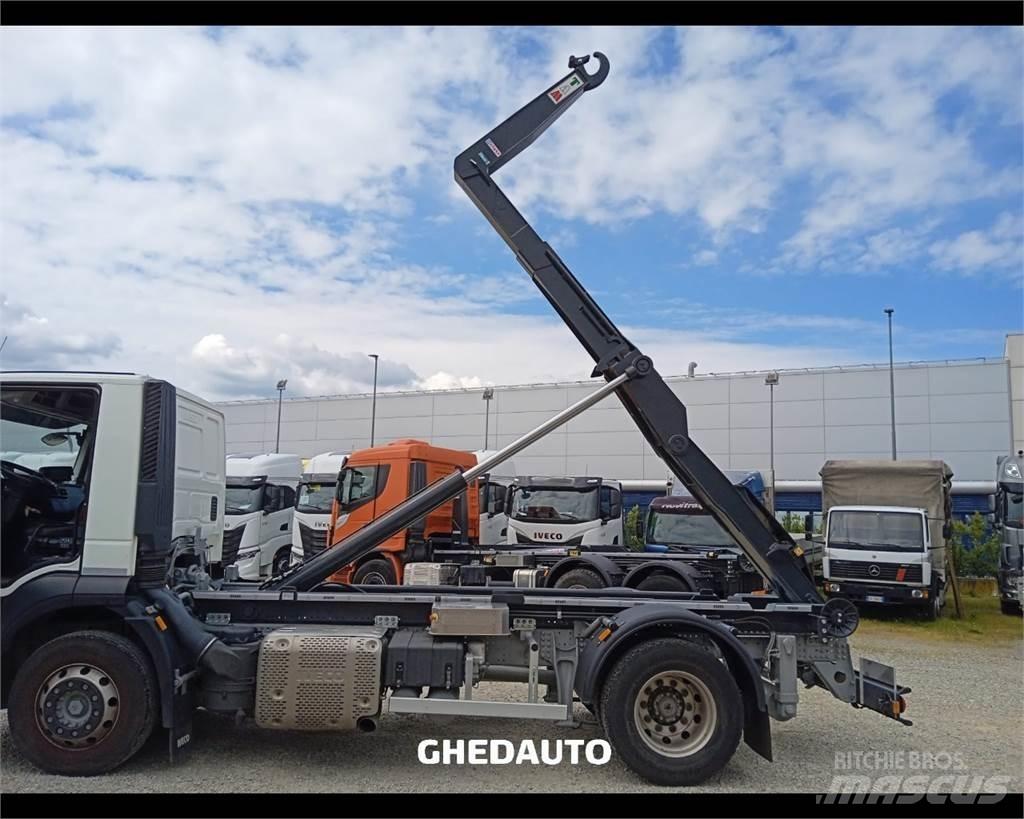 Iveco AD190S31 Camion cassonati