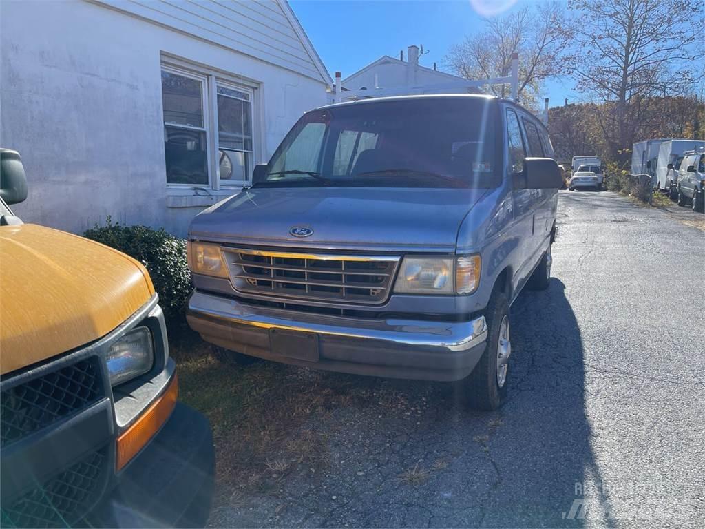 Ford E-250 Furgone chiuso