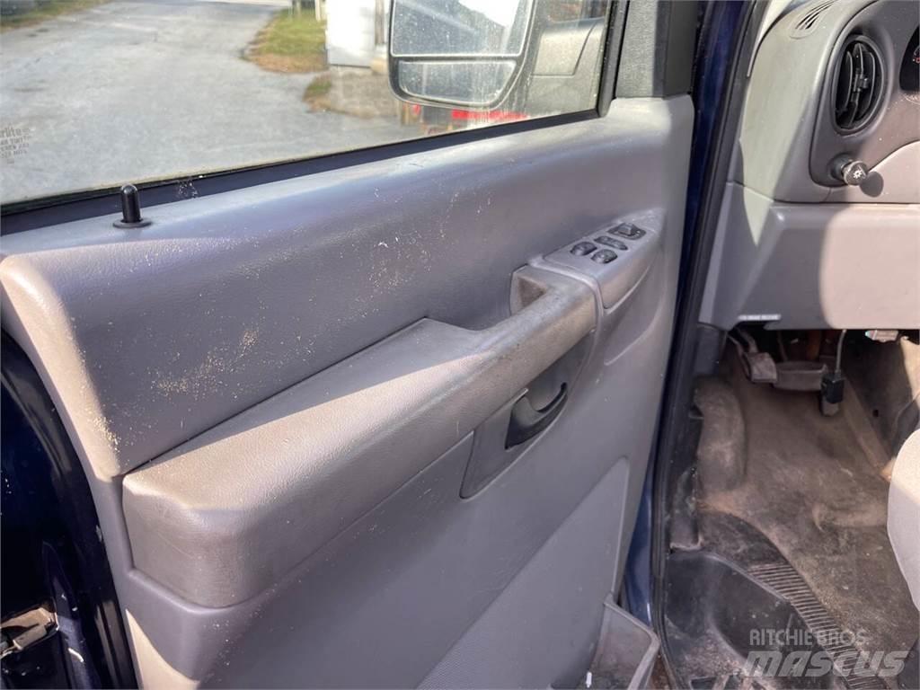 Ford E-Series Furgone chiuso
