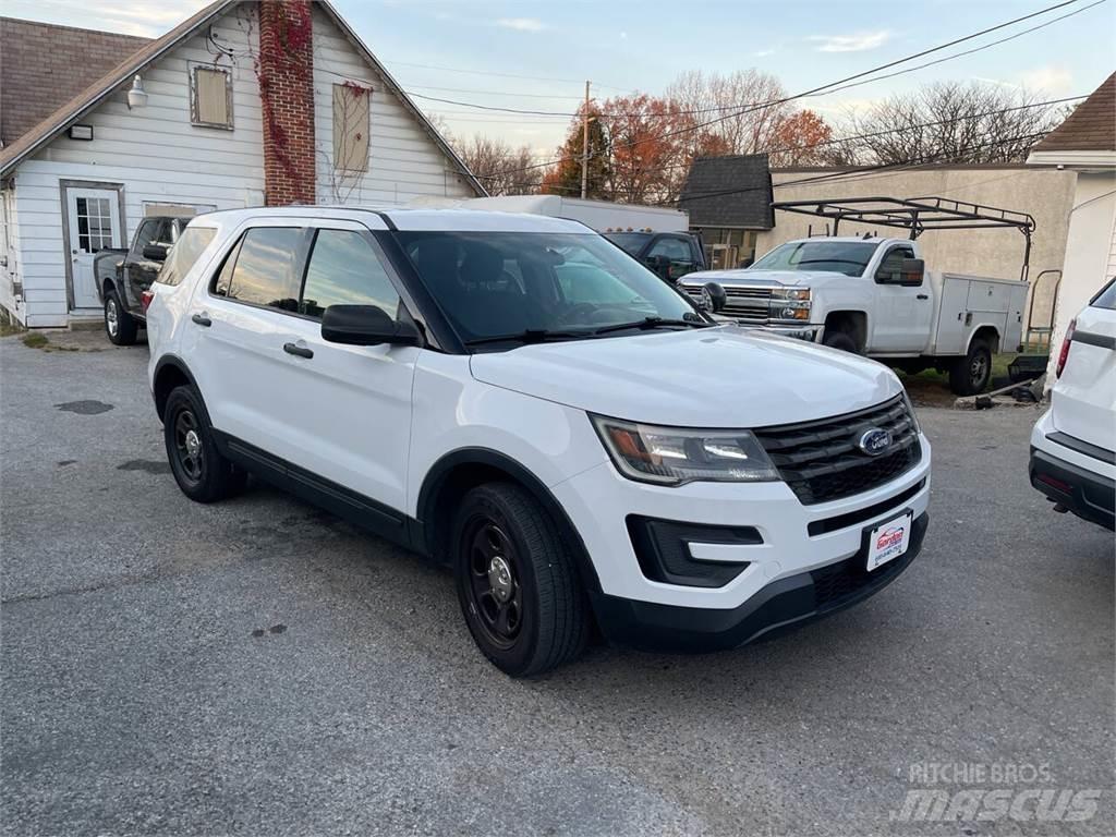 Ford Explorer Auto