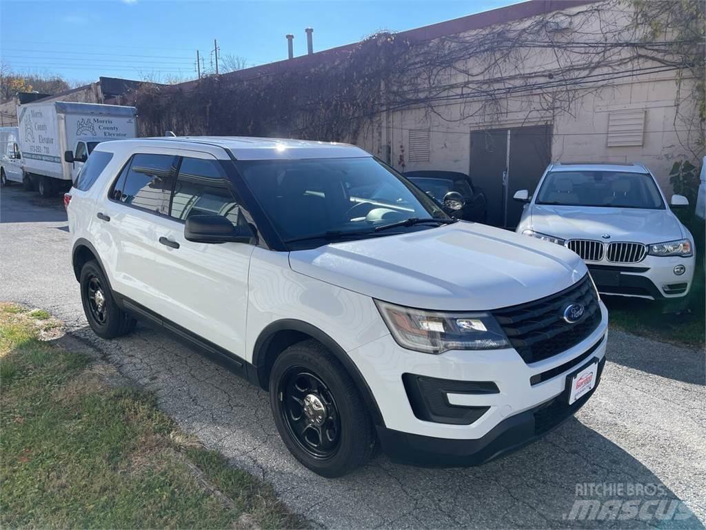 Ford Explorer Auto