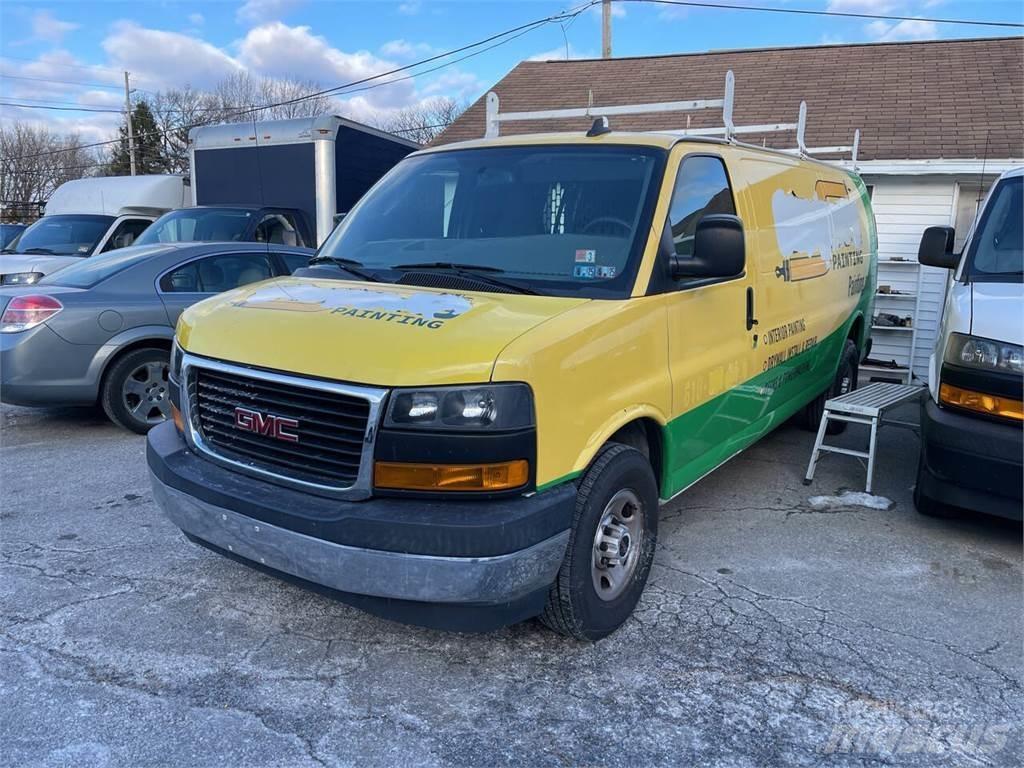 GMC Savana Furgone chiuso
