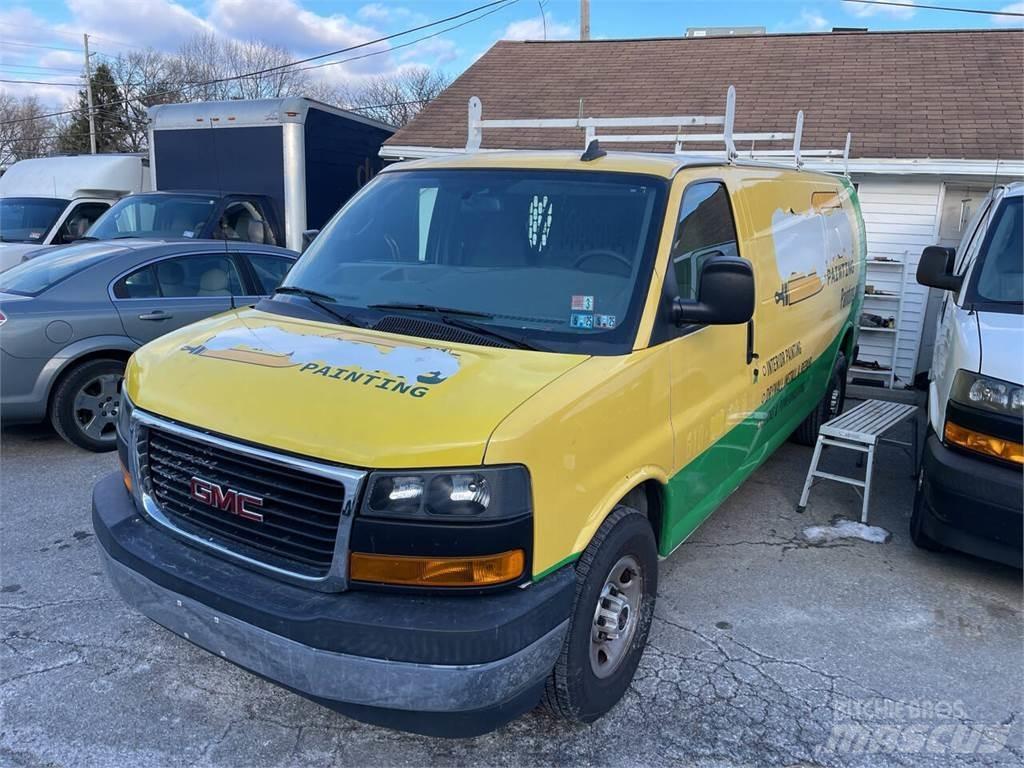 GMC Savana Furgone chiuso