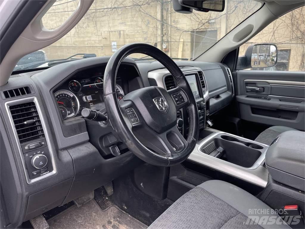 RAM 1500 Pick up/Fiancata ribaltabile