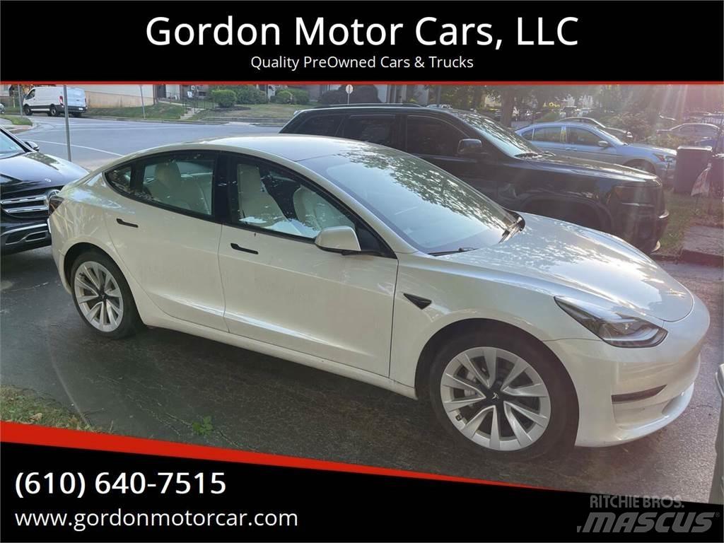 Tesla Model 3 Auto