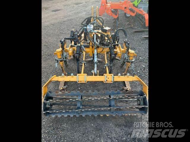  Autre CL6750SR45 Lavori per la preparazione del terreno