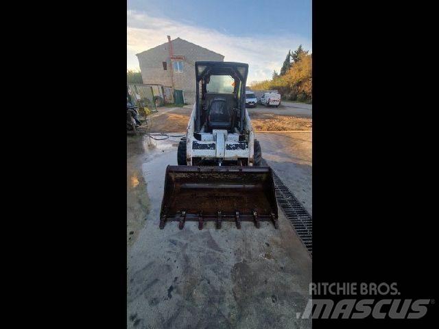 Bobcat S130 Movimentazione Materiali - Altro