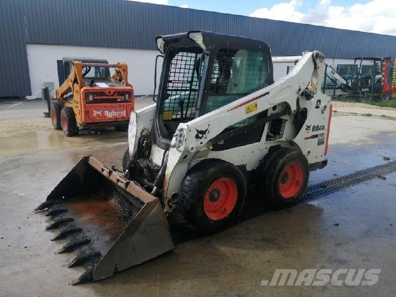 Bobcat S590 Pale gommate
