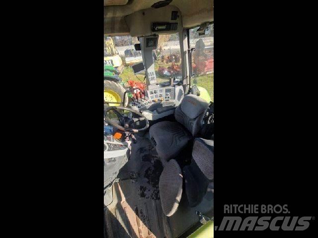 CLAAS AXION 840 Trattori