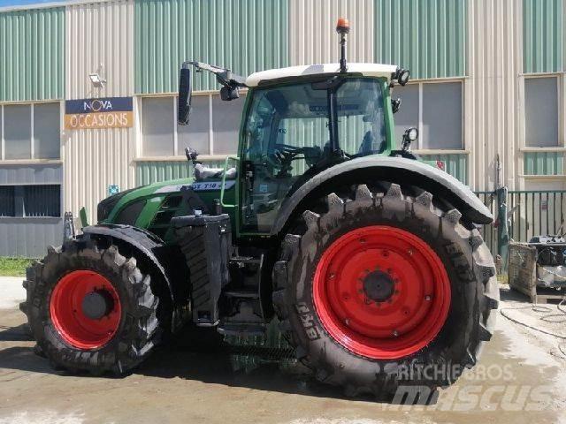 Fendt 718 VARIO Trattori