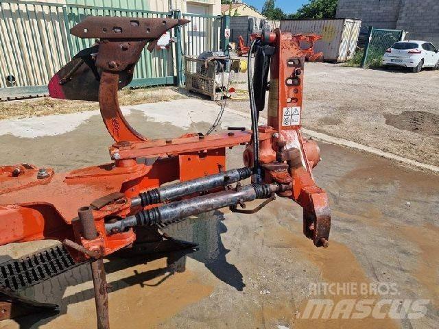 Gregoire RB7 Aratri convenzionali