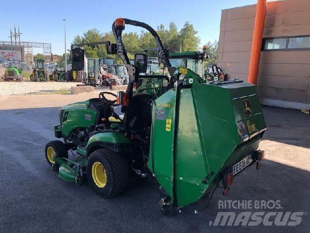 John Deere 1026R Manutenzione verde e strade – Altro