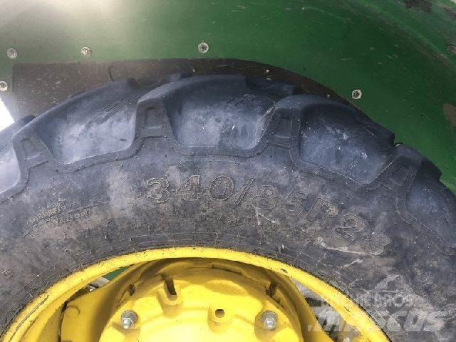 John Deere 5050E Trattori