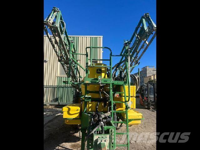 John Deere 824 SE Irroratrici trainate