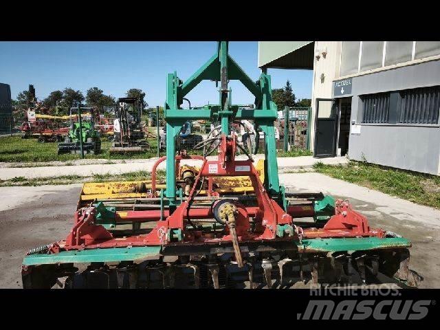 Kverneland NGM101 Erpici