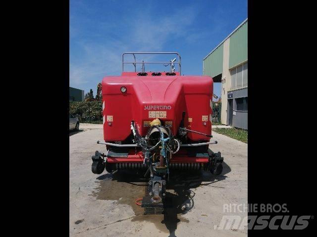 Supertino 712R Presse quadre
